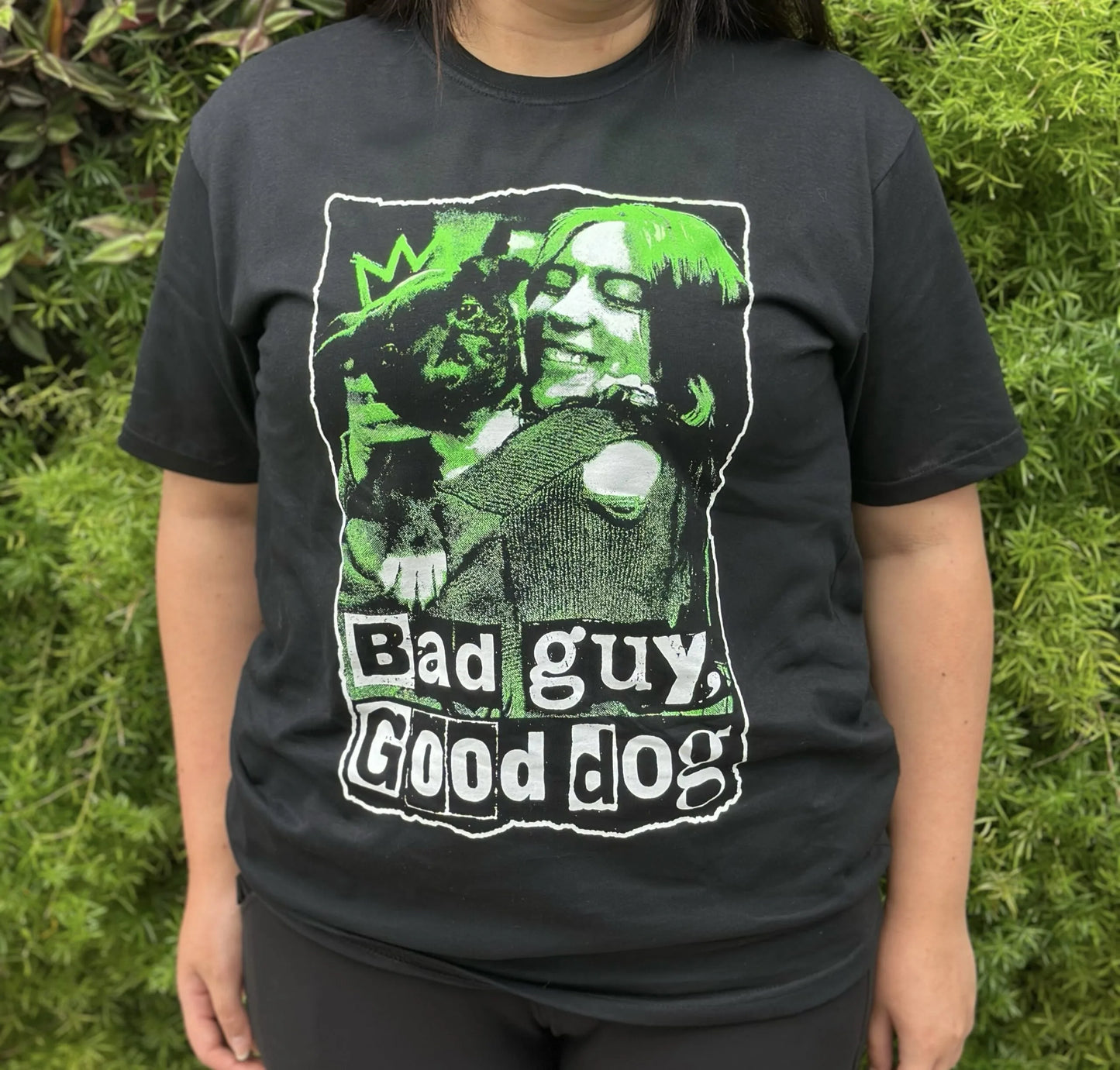 Camiseta Billie Eilish “Bad Guy, Good Dog”